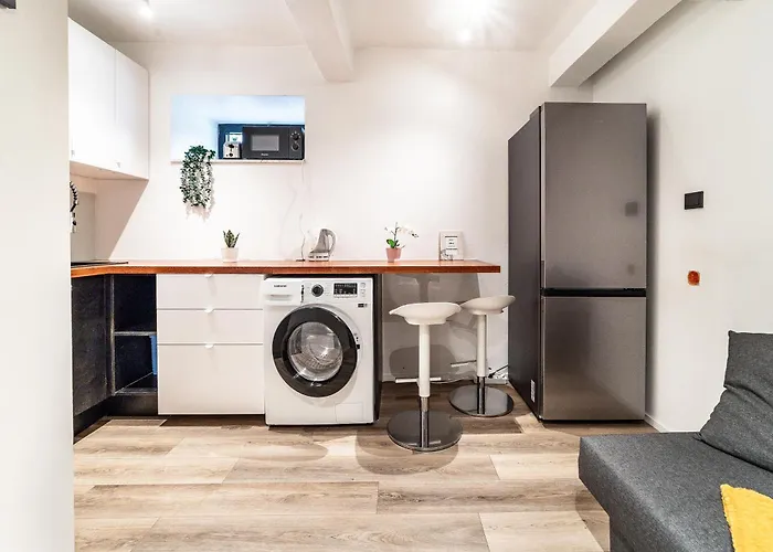 Dana-Charming Apartment And Very Central 1